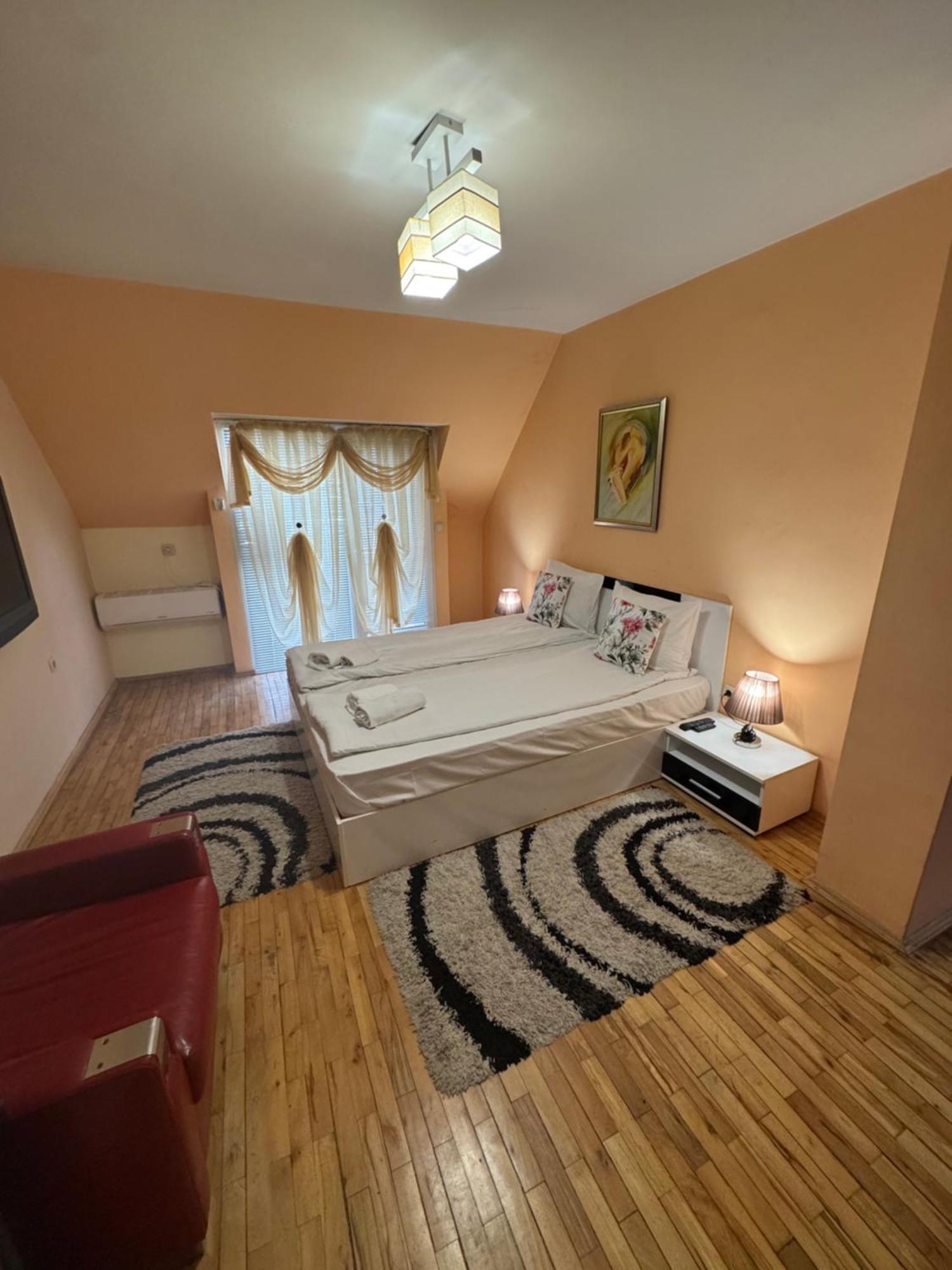 Venis House Hotel Plovdiv Bagian luar foto