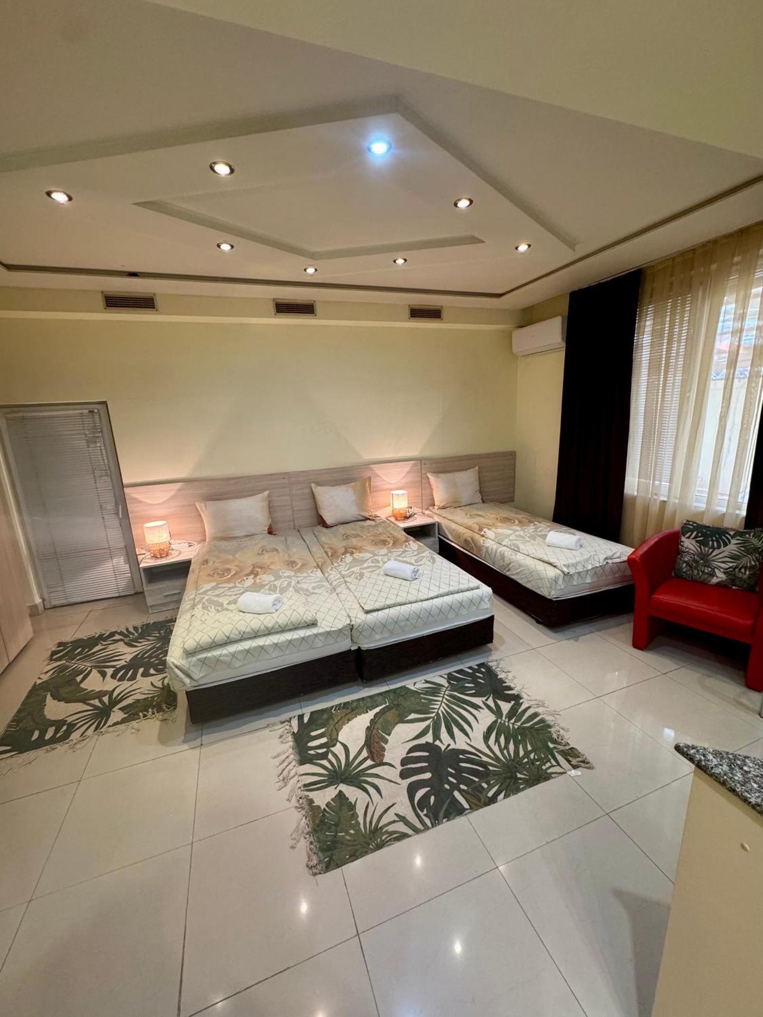 Venis House Hotel Plovdiv Bagian luar foto